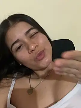 kloe_1223 (F teen) - One Squirt💦💦