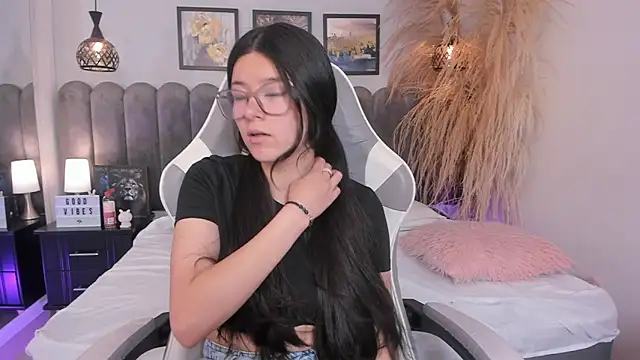 amber_hill_ live sex cam