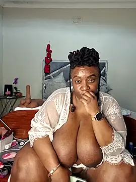 ThickianaRider live sex cam
