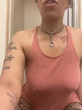 Desirae_Luciano