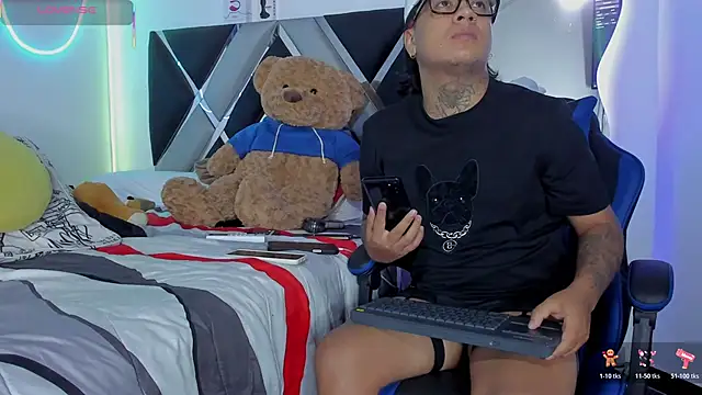 winniepooh_69 - Winniepooh_69's free webcam - UK Sex Cams