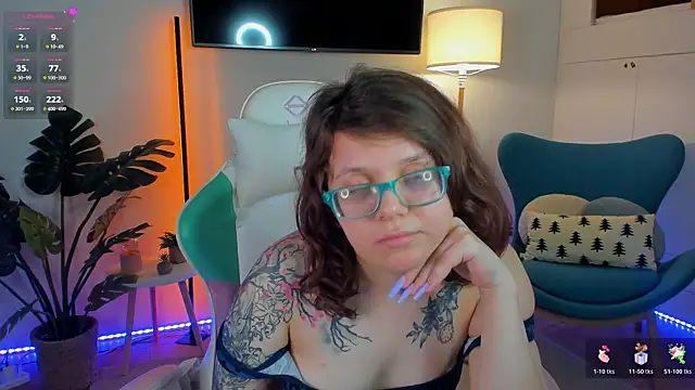 Watch Ariell_Mini live on EroticFlix - High definition streams