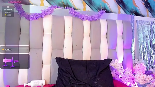 isadiiaz - IsaDiiaz's free webcam - UK Sex Cams
