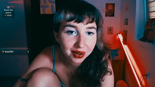 cosmo_riri - Cosmo_Riri's free webcam - UK Sex Cams