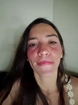 loveuu-bae webcam
