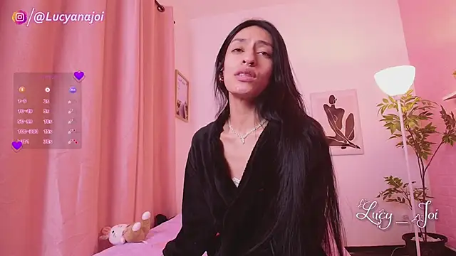 Lucyanajoi webcam