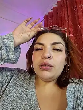 Watch mila_curvy live on EroticFlix - High definition streams