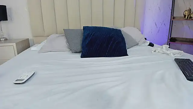 LilithHarperr_ webcam