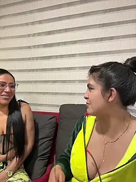 kim_zaratte live sex cam