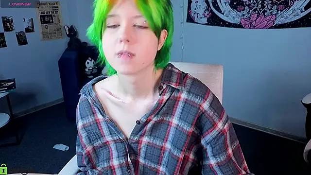 LittleKittenStar webcam