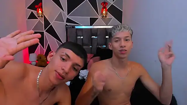 juan_nd_steven - Juan_Nd_Steven's free webcam - UK Sex Cams