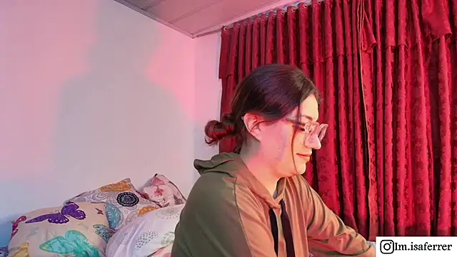 isaferrer06 - Isaferrer06's free webcam