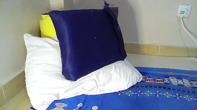 zkh54 - Zkh54's free webcam