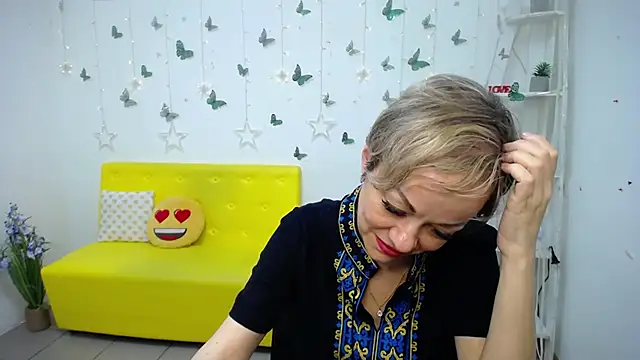 nikamayu - NikaMayu's free webcam - UK Sex Cams