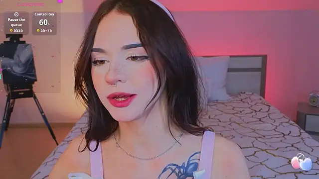 adetta - Adetta's free webcam - UK Sex Cams