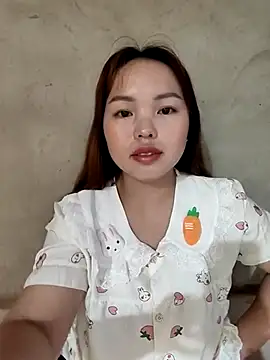 Mina_xYx webcam
