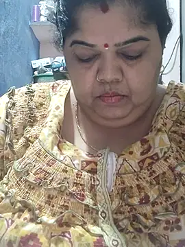 tamilthanushri webcam