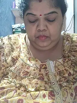 tamilthanushri webcam