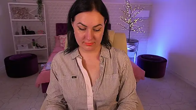 VelvetLuck webcam