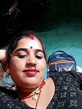 Hot_kamla