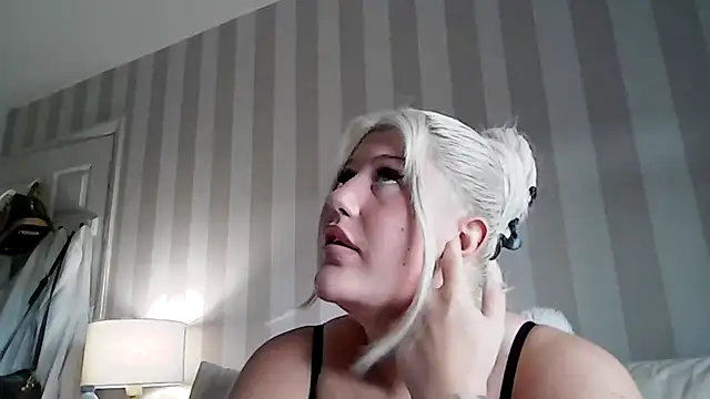 Lexi_Laura