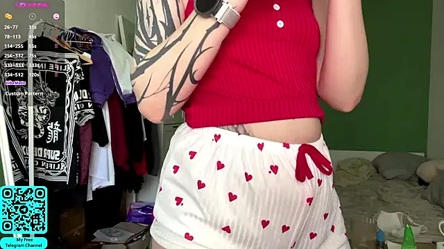 MadalynNosel webcam