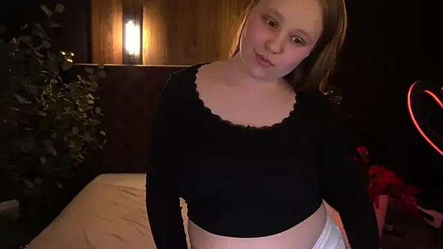 CrystallPaws webcam