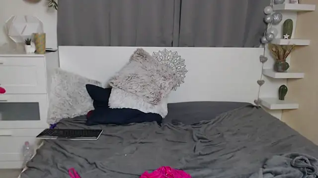 bangbabies - BangBabies's free webcam