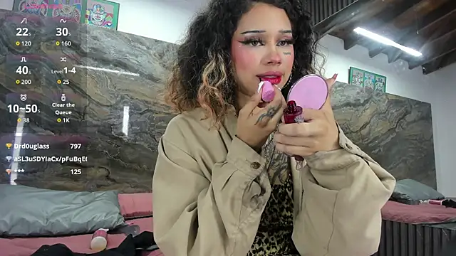 Roxy-Sweett webcam