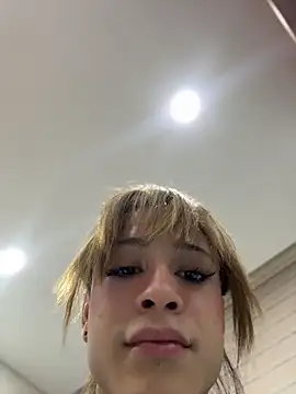 Skiadette - Trans webcam sex chat