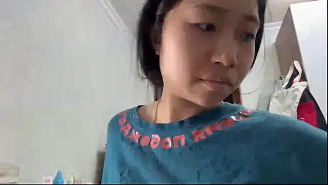 SweetMiaXO webcam