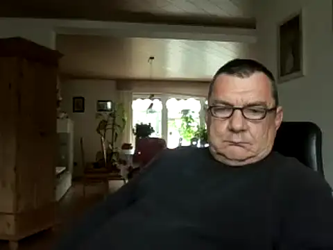 nobbie444 (M mature) - #anal #anal-toys #black-hair #cam2cam #cheapest-privates #chunky #flashing #german #jerk-off-instruction #masturbation #mature #recordable-privates #recordable-publics #shower #small-audience #straight #striptease #uncut #white