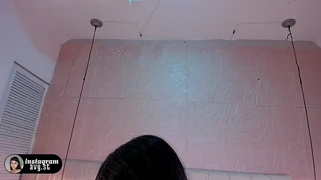 avy_st - Avy_st's free webcam - UK Sex Cams