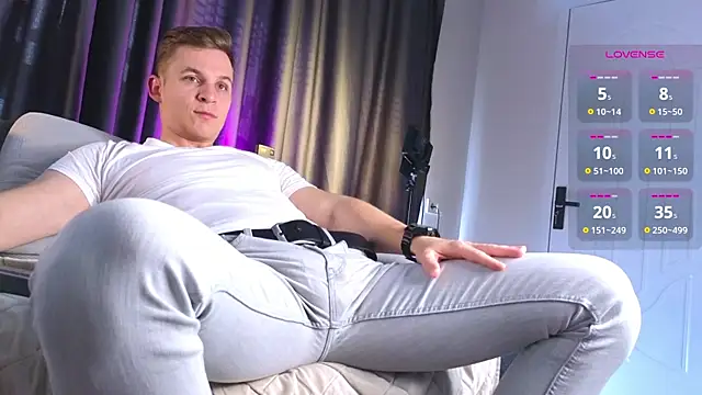 S3Xyes live sex cam