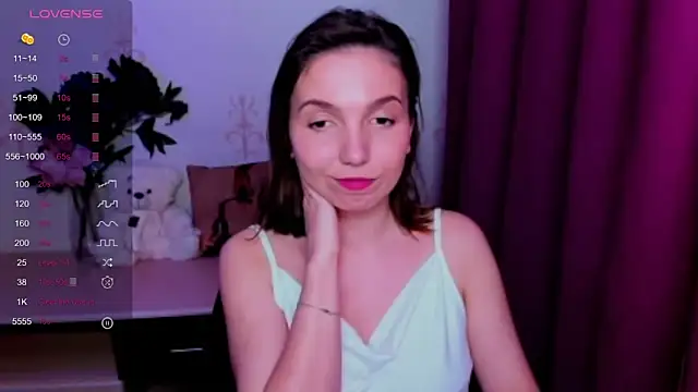 KindHazelHere_ webcam