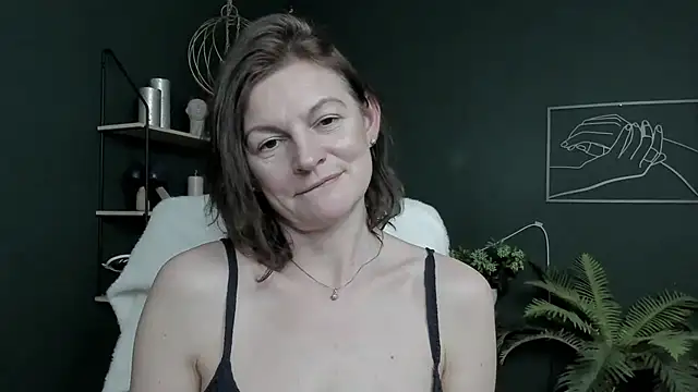 VivianWILD webcam