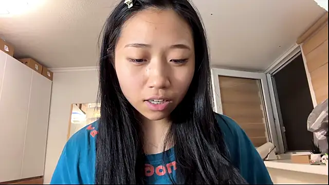 SweetMiaXO webcam