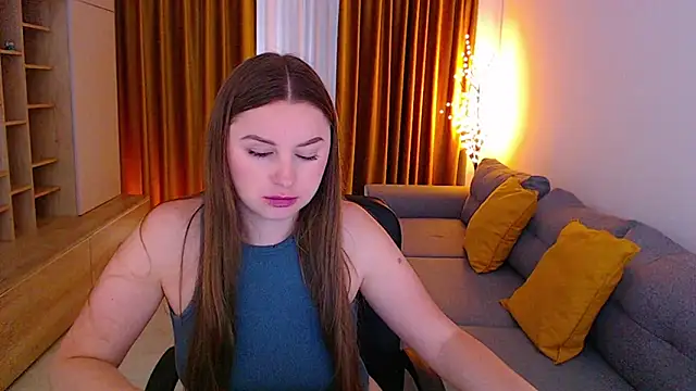 mia_bloomy webcam