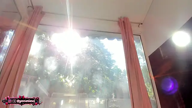 Yanna_miana webcam
