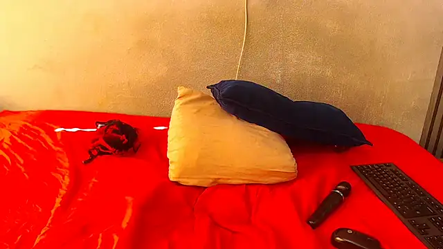 kinkynaghty webcam