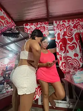sweetieme Live Webcam on Stripchat
