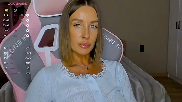 NejaSatin webcam