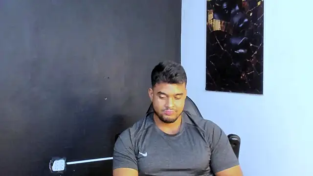 Big_furry_bear13 live sex cam