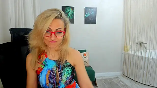 Watch MuseOfStage live on EroticFlix - High definition streams