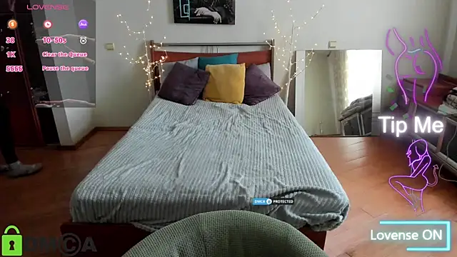 Lily_Viola webcam