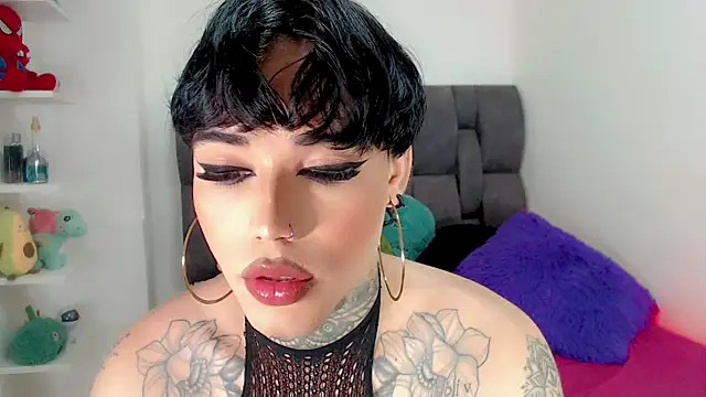Qunennita - Trans webcam sex chat