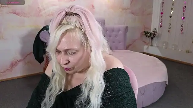 Penelope_Pinky webcam