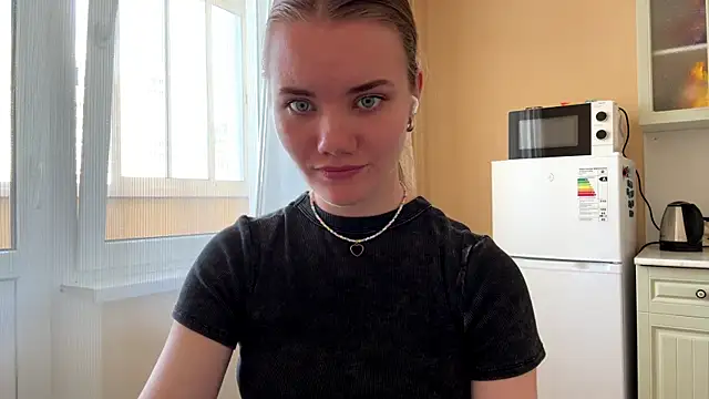 doana_bebriti - Doana_bebriti's free webcam - UK Sex Cams