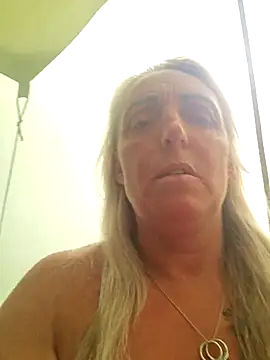 theblondecocklover live sex cam