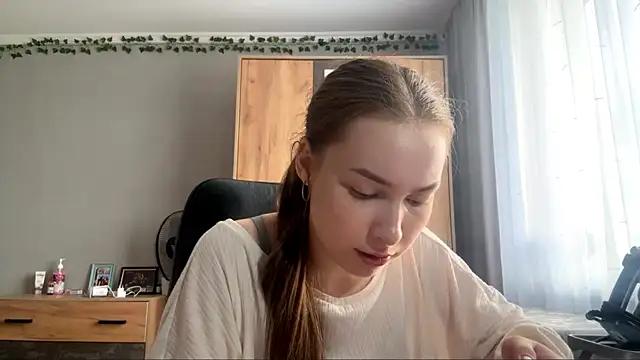 Milaissocute webcam